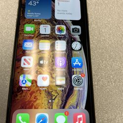 iPhone XSMAX Factory Unlock To Any Carrier, 256 Gb. Good Condition.