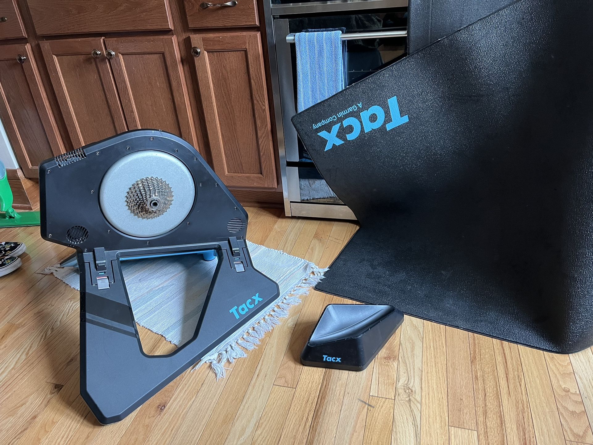 Tacx NEO 2T Smart Trainer by Garmin