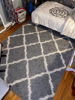 Gray Trellis Shag Area Rug