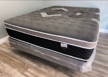 King Oasis Thermal Comfort Europillow Top 12inch Matres!!