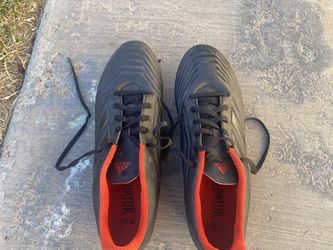 Soccer  Cleats Size 11