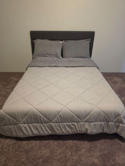 Queen Bed Bundle, barely used