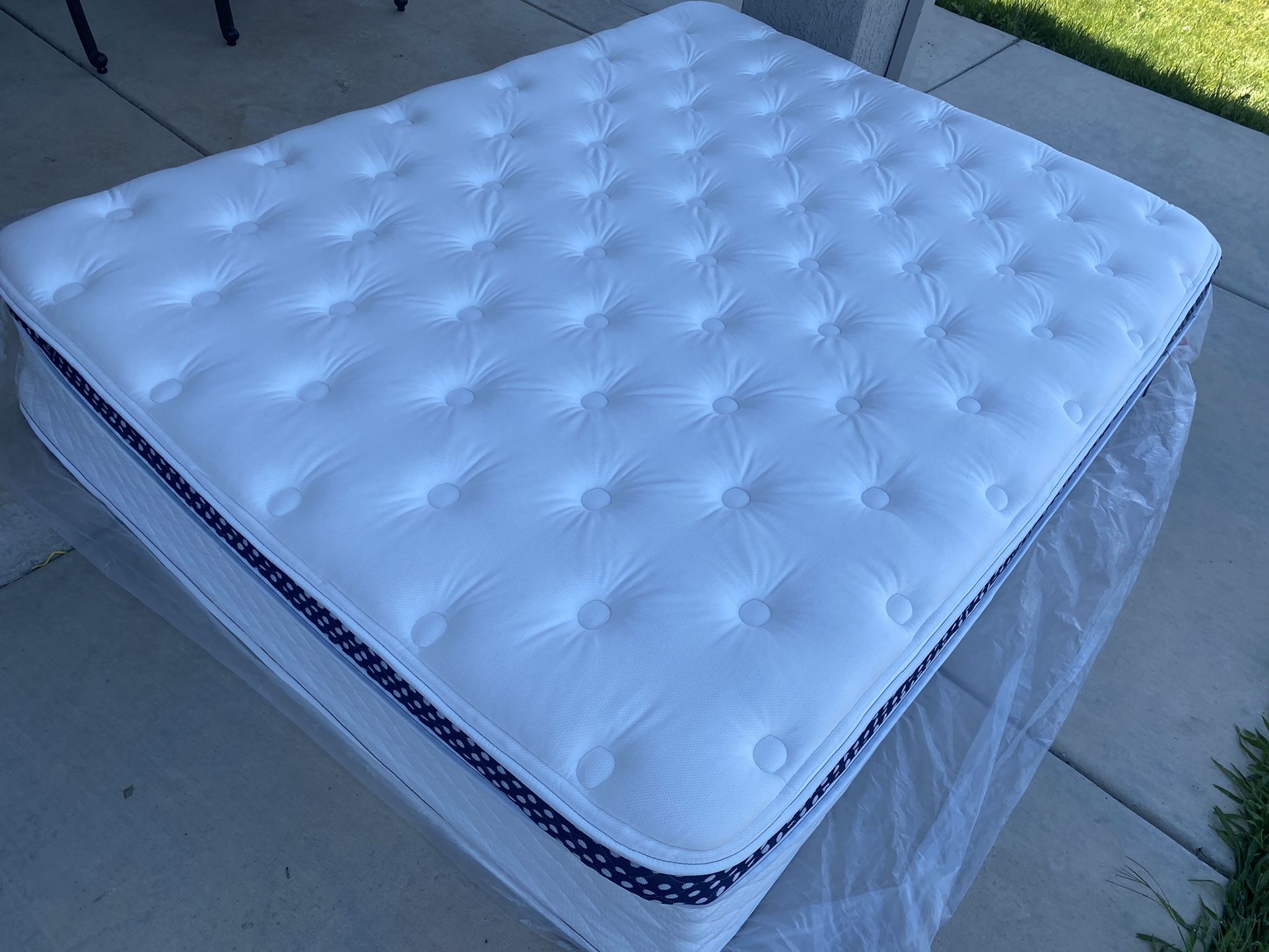 Brand New Winkbeds Luxury Firm Mattress ! Wink Beds Queen Size Mattress ! Hybrid Mattress
