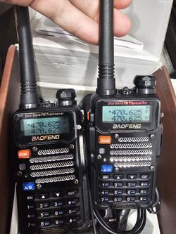 Lot of 2 BAOFENG UV-5R+ Plus Two Way Radio, Long Range for Adults Rechargeable with Earpiece, Walkie Talkie for Outdoors, 144to148 420to450MHz-Black

