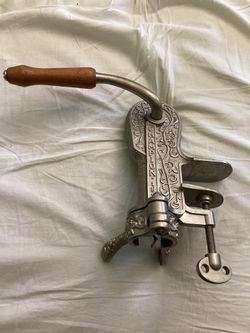 Rogar Dining Vintage Mounted Wine Opener 1997