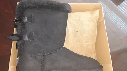 Uggs Bailey Bow ll Boots Women 9