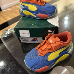 2 pairs of puma sz 5c and 6c