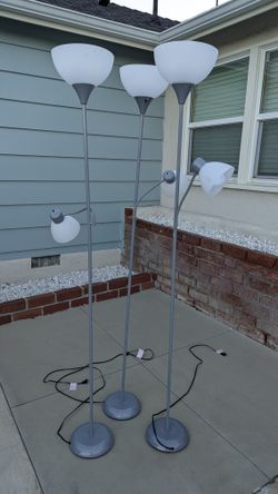 Mainstays 72‘’ Silver Combo Floor Lamp With Reading Lamp, Modern Design $15 Each No Bulbs