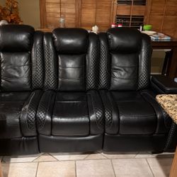 Couch 2 Recliner 