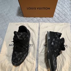 Louis Vuitton Low Trainers 