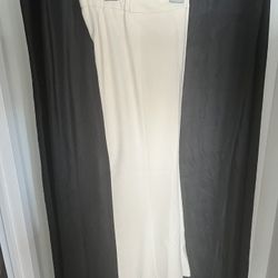 Mariuccia Woman’s Cream Colored Pants