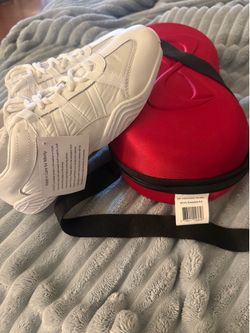Nfinity cheer shoes