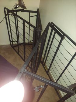 2 bunkbeds metal black iron frames