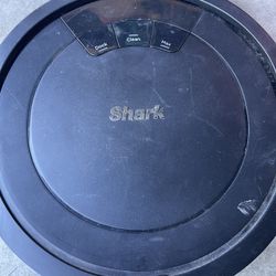 Shark Robot Vacuum 