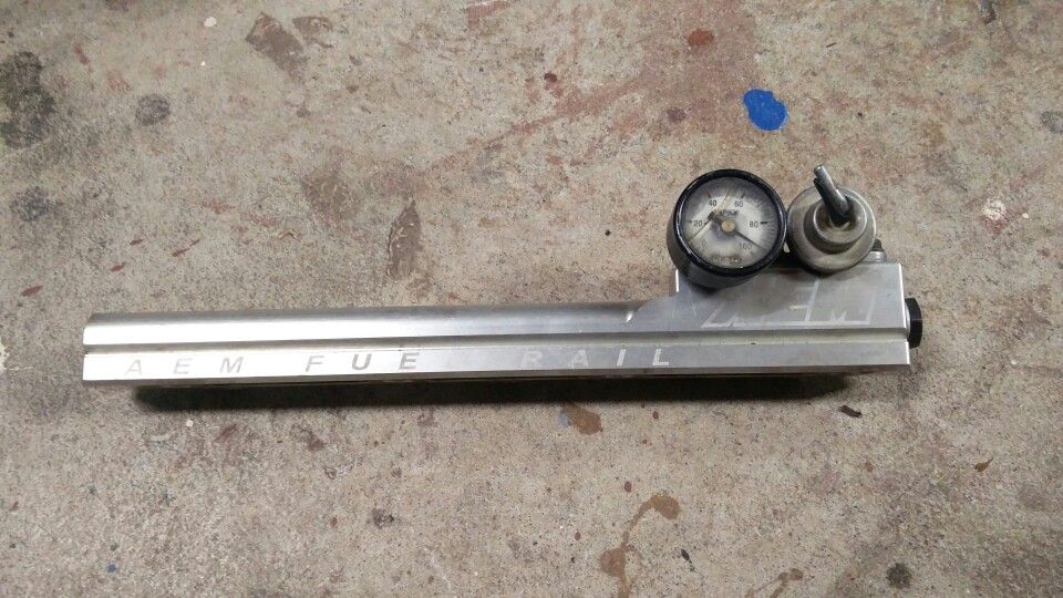 Honda B Series AEM High Flow Fuel Rail with B&M Gauge & FPR