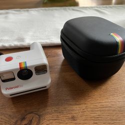 Polaroid GO