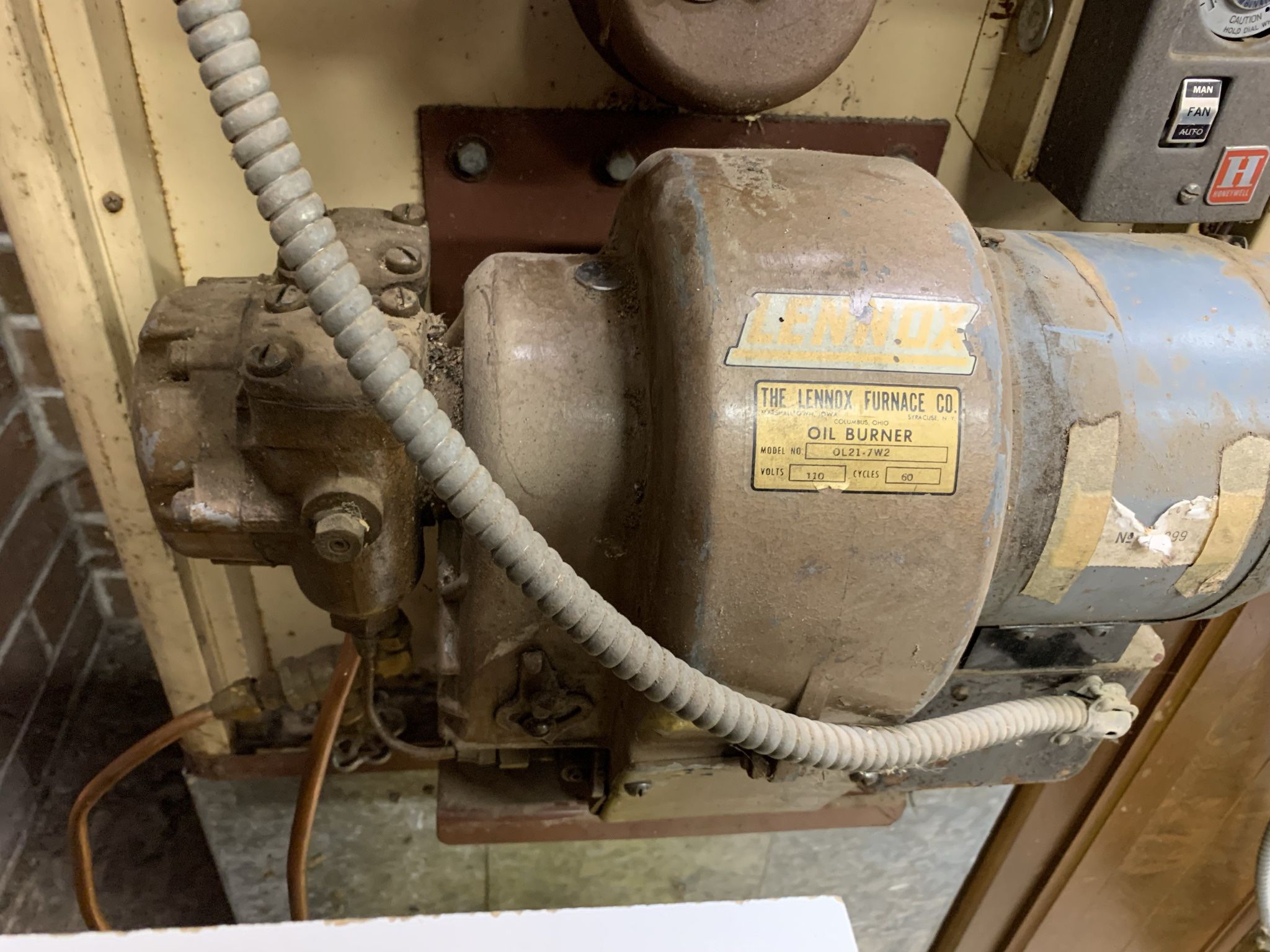 Shop Furnace Lennox Oil Burner OL21-7W2