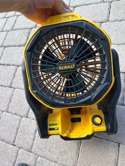 Dewalt cordless 20v jobsite fan used