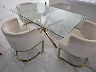 Dining Glass Table with chairs