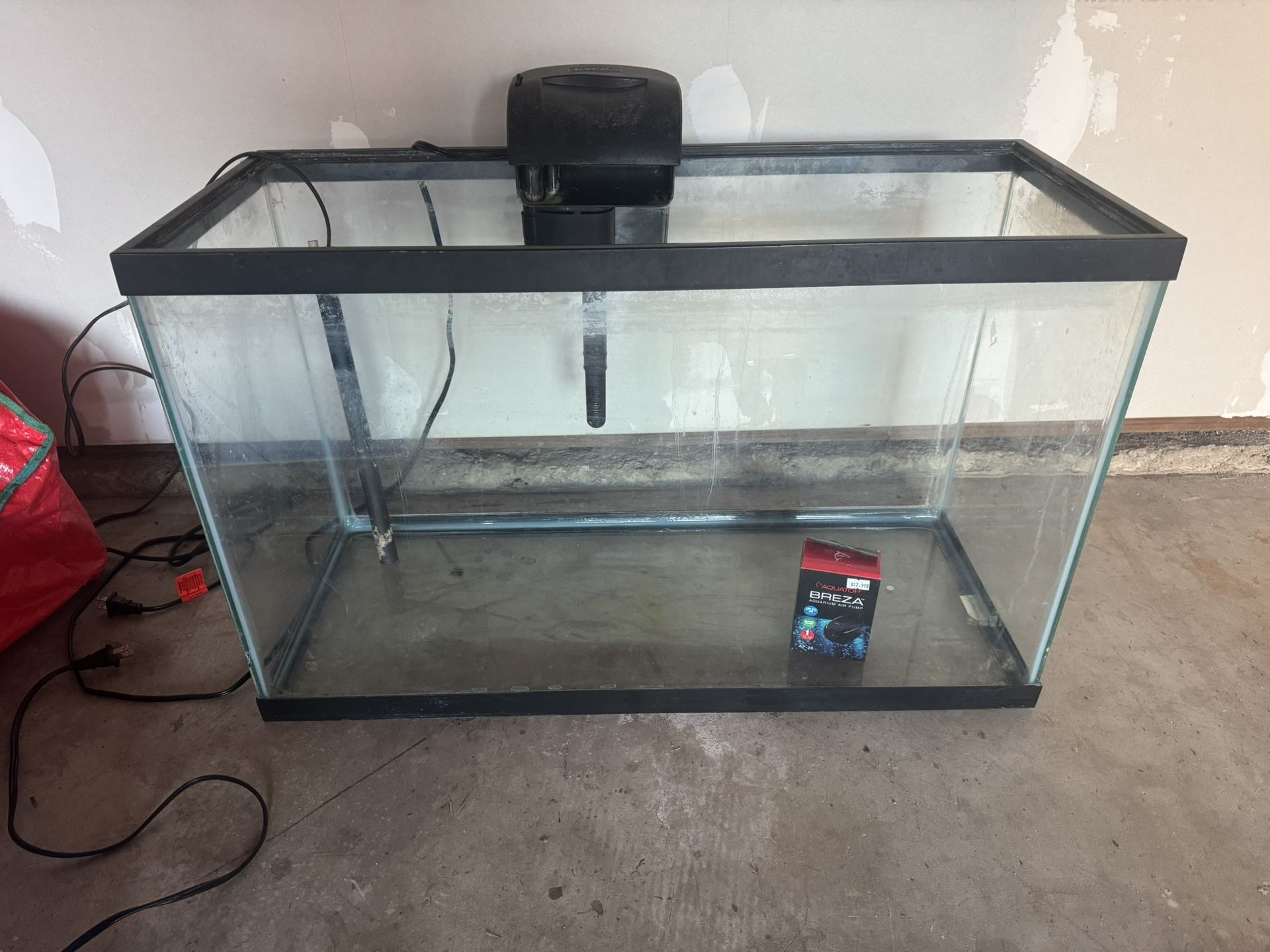29 Gallon Fish Tank