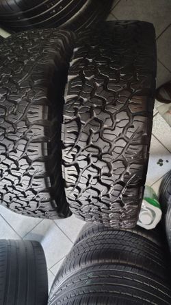 Par de llantas todo terreno bfgoodrich all Terrain ko2 265/75/r/16 95% de vida