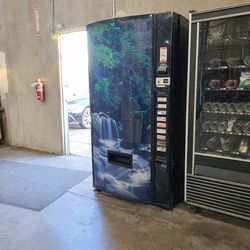 2 working vending machine machines great condition looking to get rid of