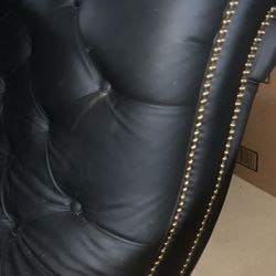 Long Leather Lounge Chair 