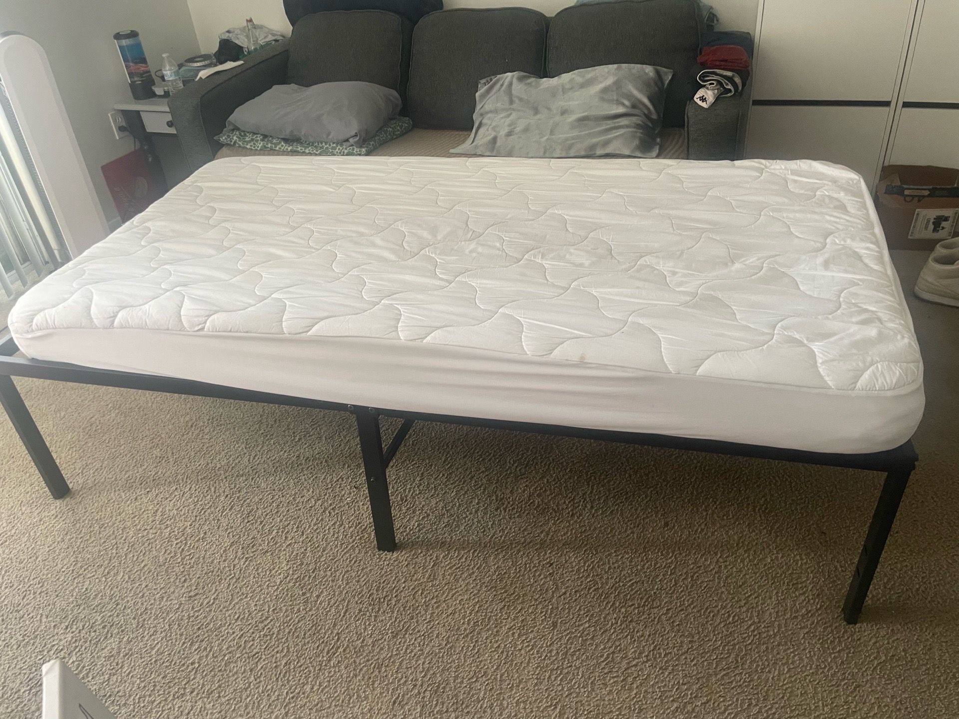 Twin Bed