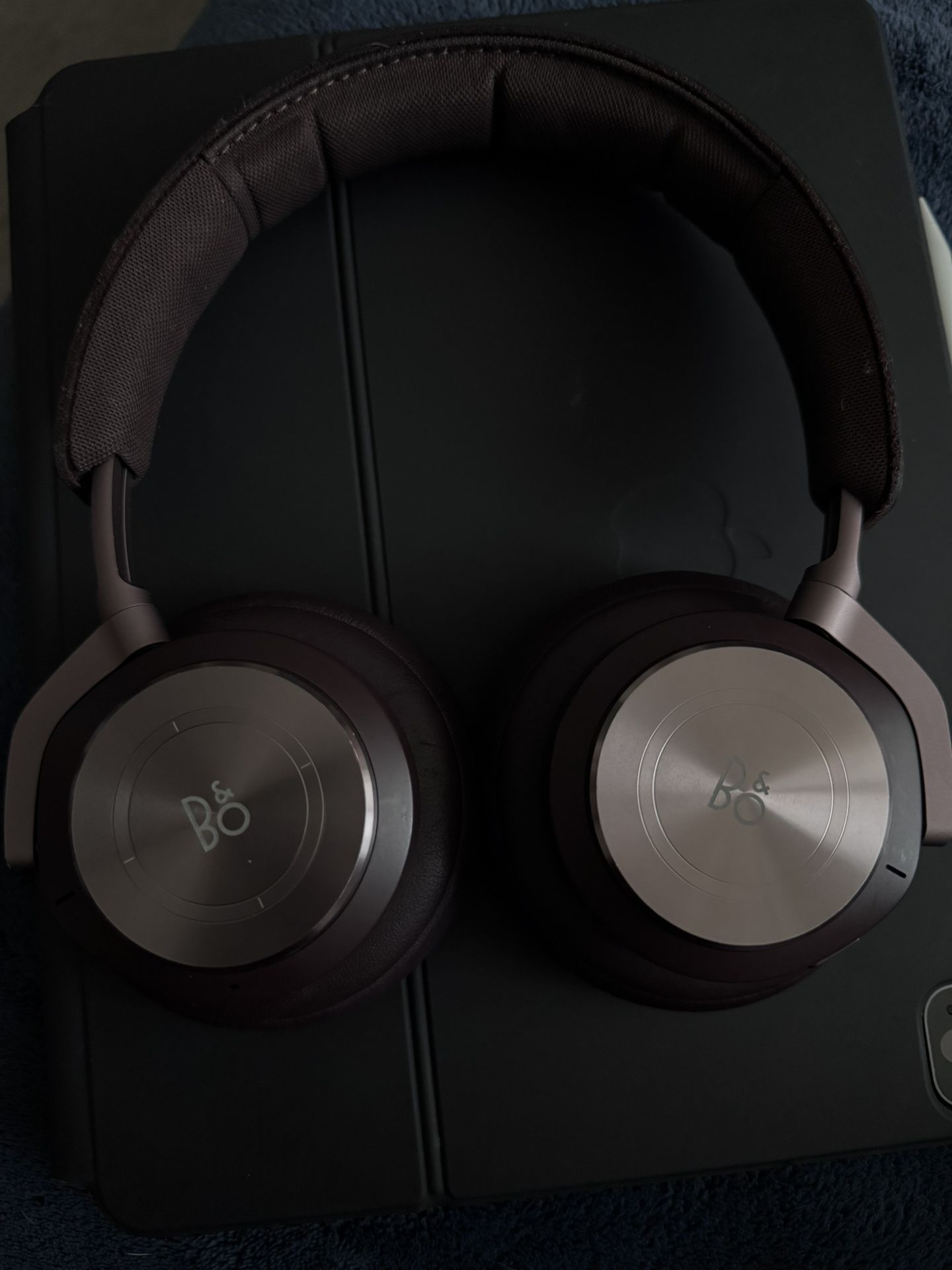 Bang olufsen Headphones