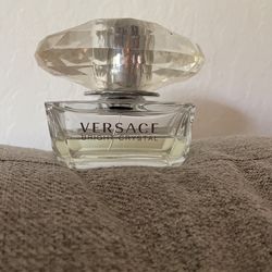 Versace Bright Crystal Eau De Toilette
