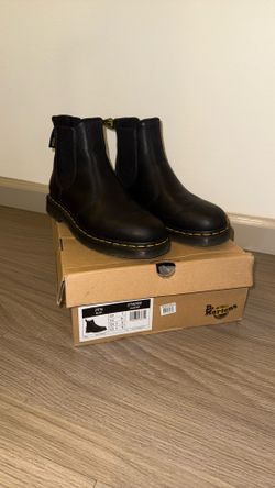 Doc Martens Chelsea Boots