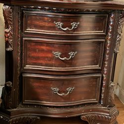 Cherrywood Queen Bedroom set