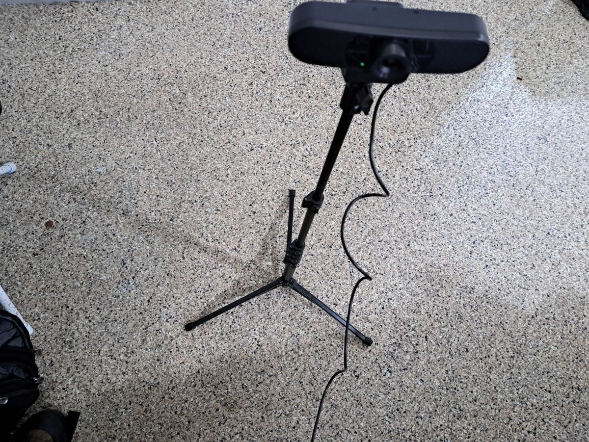 WEBCAM 1080P- 4K EMEET-PLUS STAND