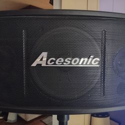 Speakers With Tripods