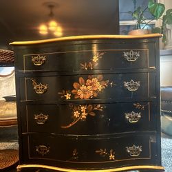 Vintage Dresser Table 