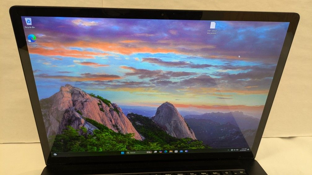 Microsoft Surface Laptop