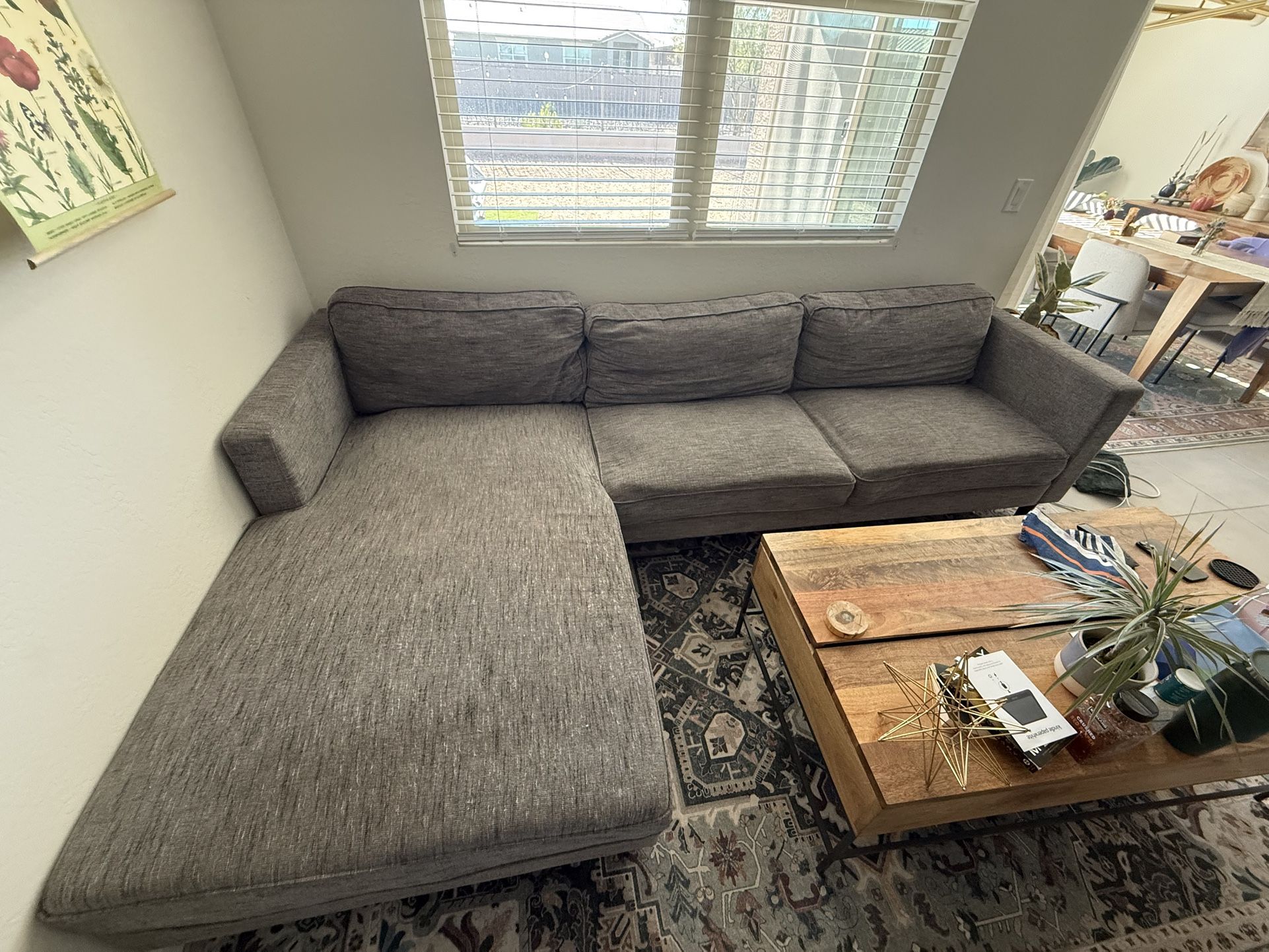 Mid Century Modern Couch With Chaise