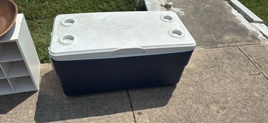Large coleman cooler