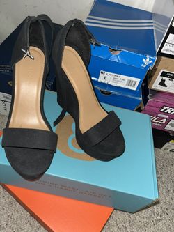 Black Wedge