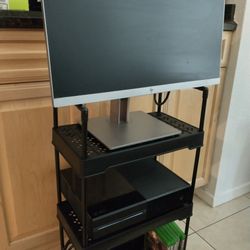 Xbox One with Stand and Hp Monitor and Games 