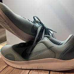 Men’’s Nike  Running Shoe