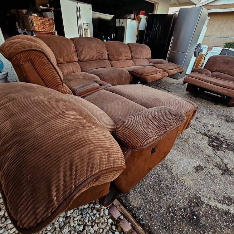 BIG BROWN COMFY COUCH