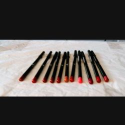 NEW IN PACKAGE LIP LINERS LIP PENCILS SET OF 12