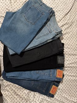Mens Levi's, GAP, & goodfellow jeans