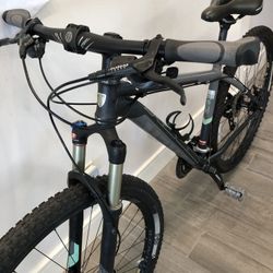 Trek X-Caliber Mountain bike 29er Disc brake Trails Leisure 