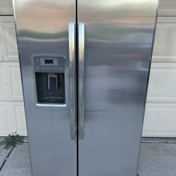 Refrigerator GE Stainless Steel 