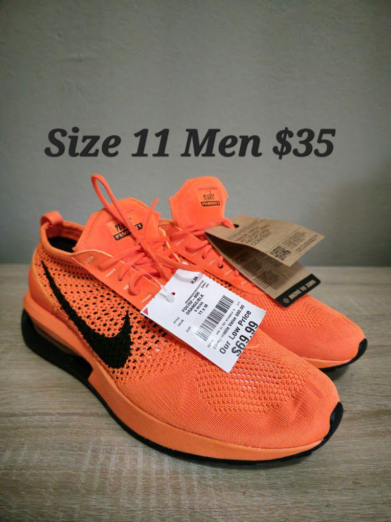 New Nike Flyknit Running Shoes Size 11 Men