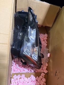 2015 to 2018 Lexus RCF headlight