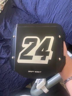 Metal number plate (universal fitting)