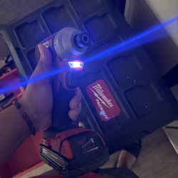 Milwaukee M18 Drill 